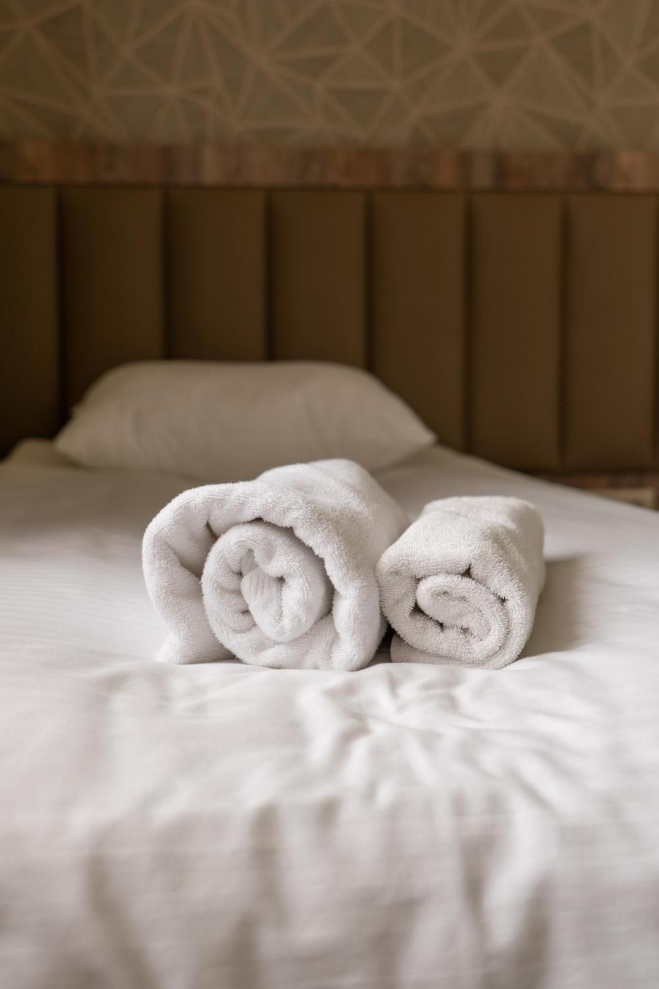 Glendale Boutique Hotel Yerevan Bagian luar foto